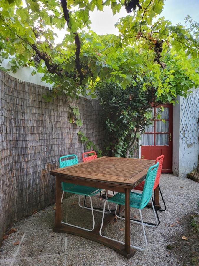 La Maison Rouge Paisible Maison De Pays Saujon Buitenkant foto